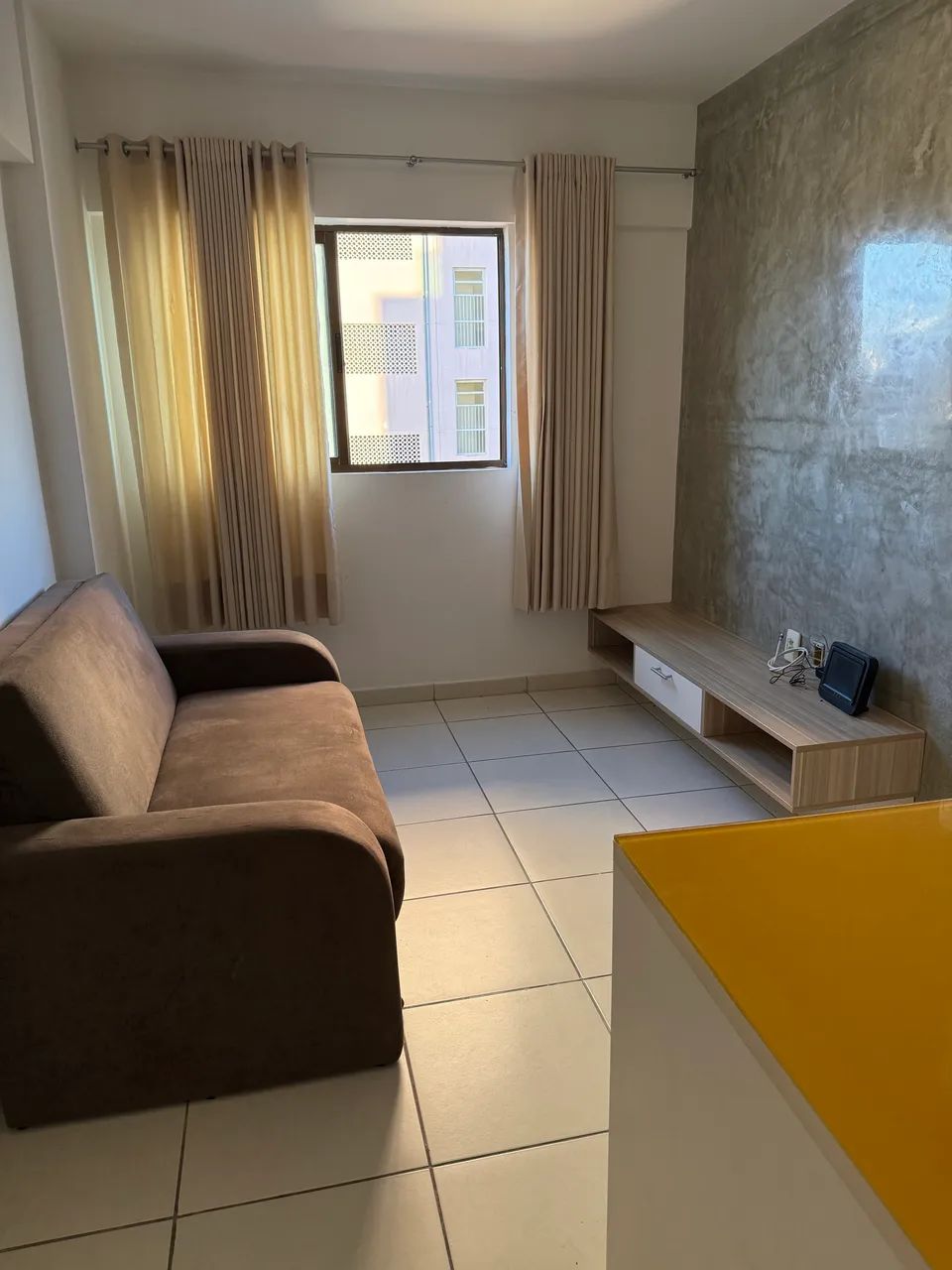 Quarto e sala mobiliado