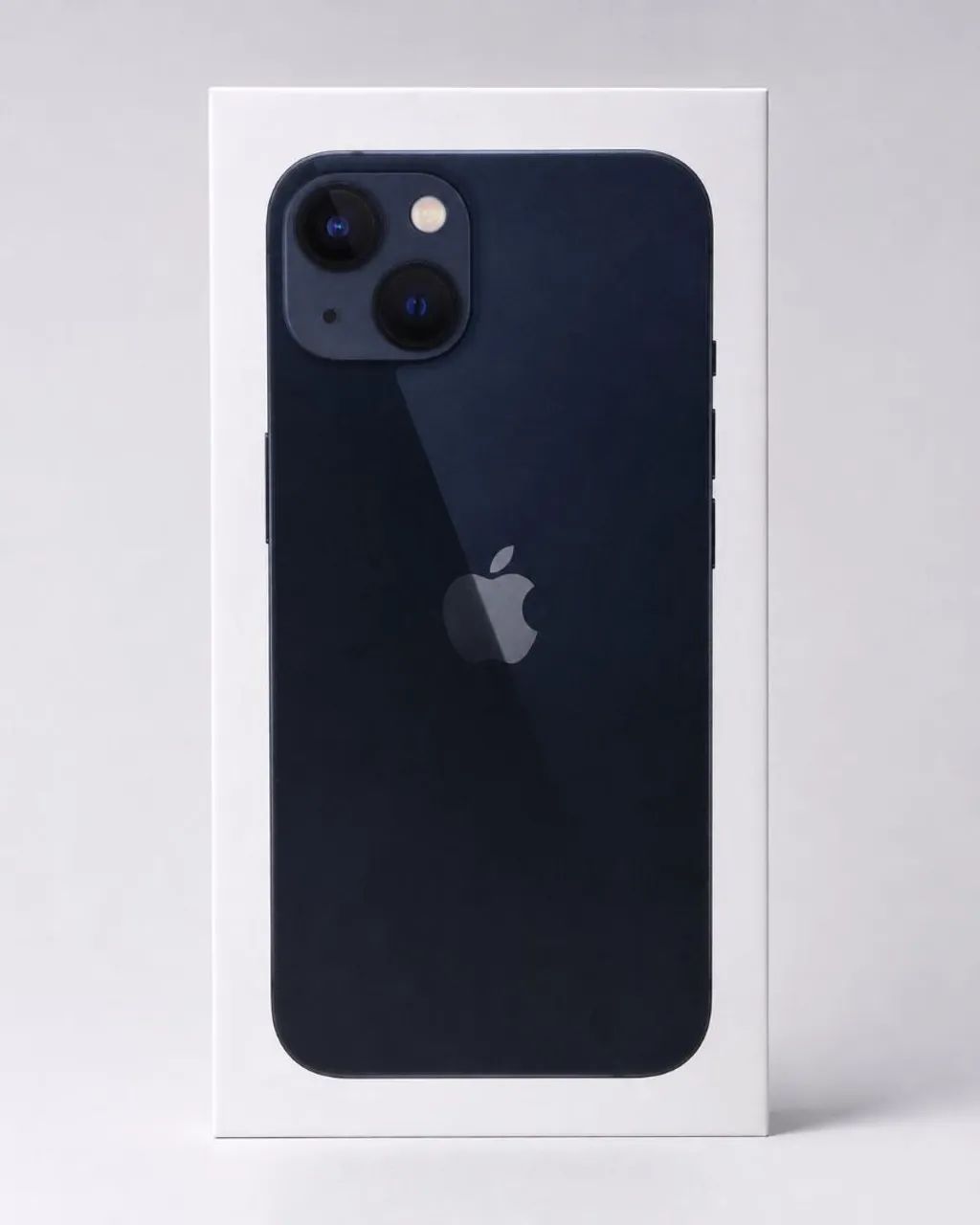 Iphone 13 256gb - Meia Noite + 6 capinhas e cabo original