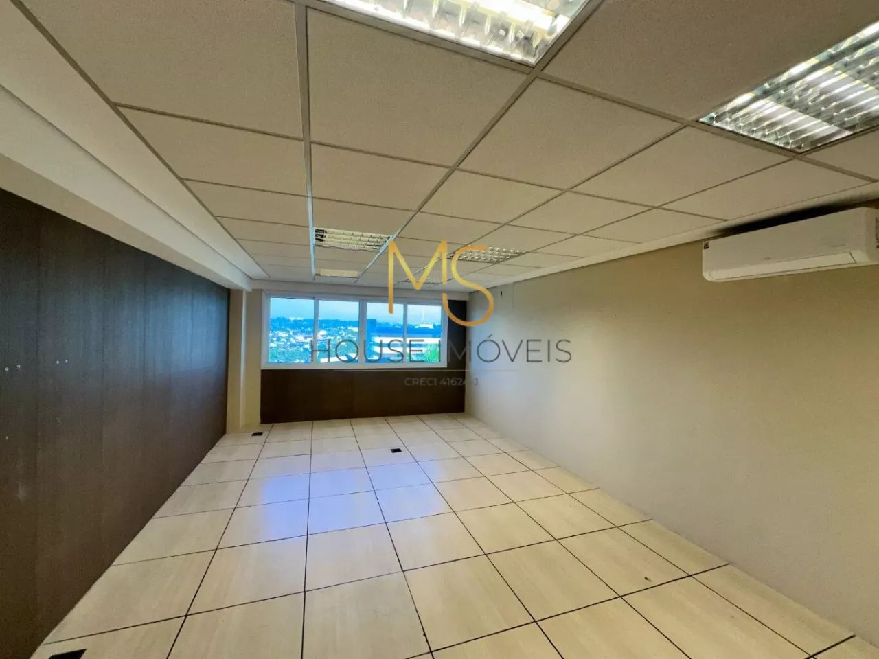 Sala comercial para aluguel no Open Mall The Square, Granja Viana, Cotia