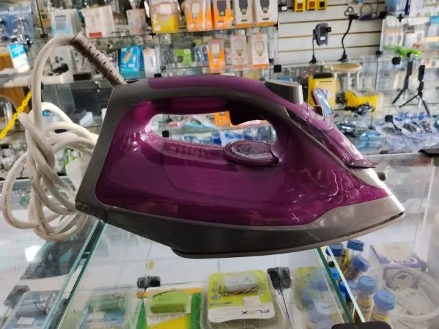 FERRO A VAPOR ARNO POWERGLISS 1750W 220V ROXO - USADO - Foto 5