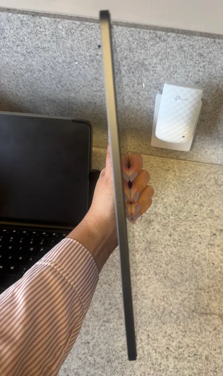 iPad Pro 11 3ª geração 128 GB - semi novo  - Foto 5