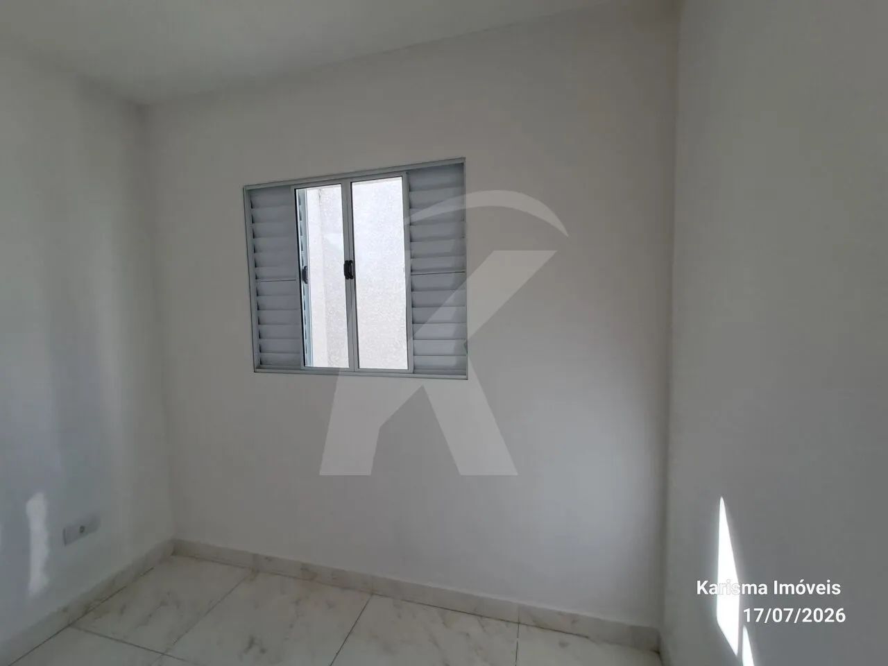 Casa em condomínio com 2 quartos, sala, cozinha, banheiro e área de serviço - Foto 4