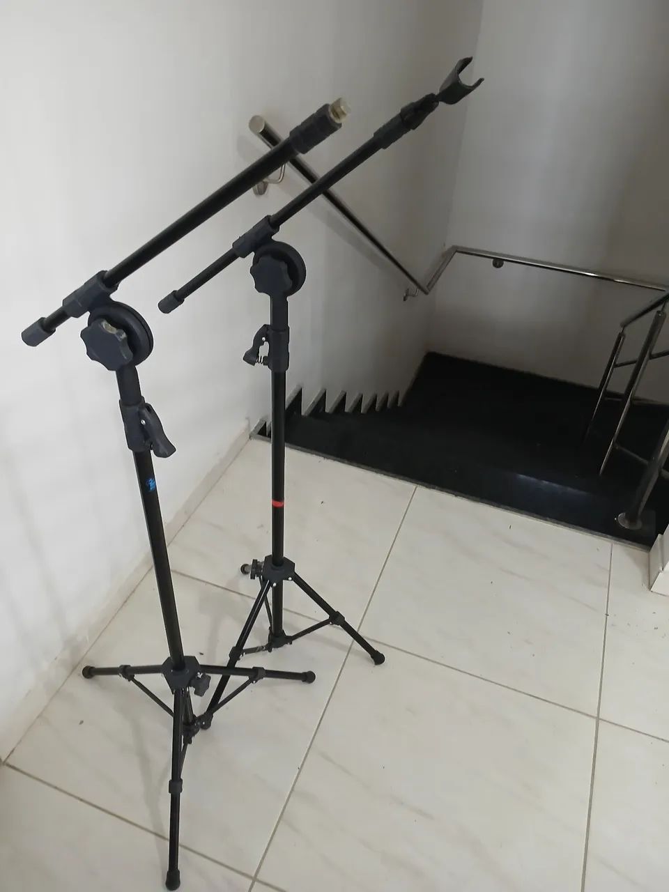 Pedestal pra microfone novo