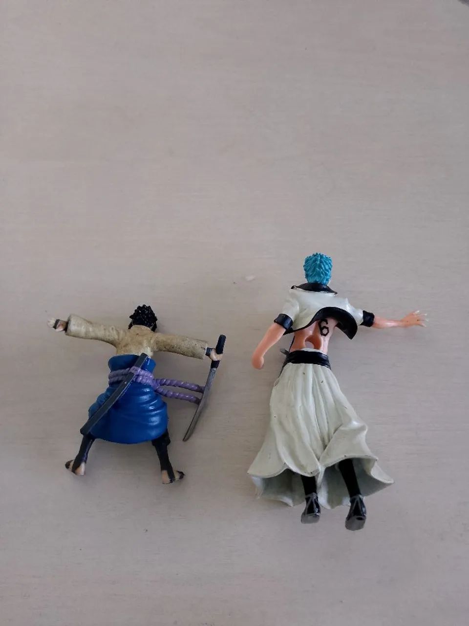 Bonecos Sazuque Naruto e Gin Ichimaru modo hollow. Sem base. - Foto 2