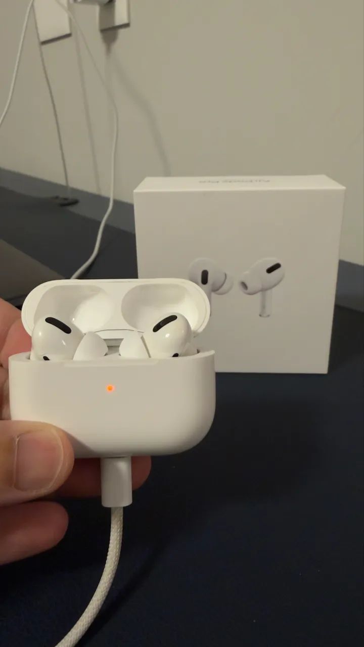 AirPods Pro - Original com Acessórios 