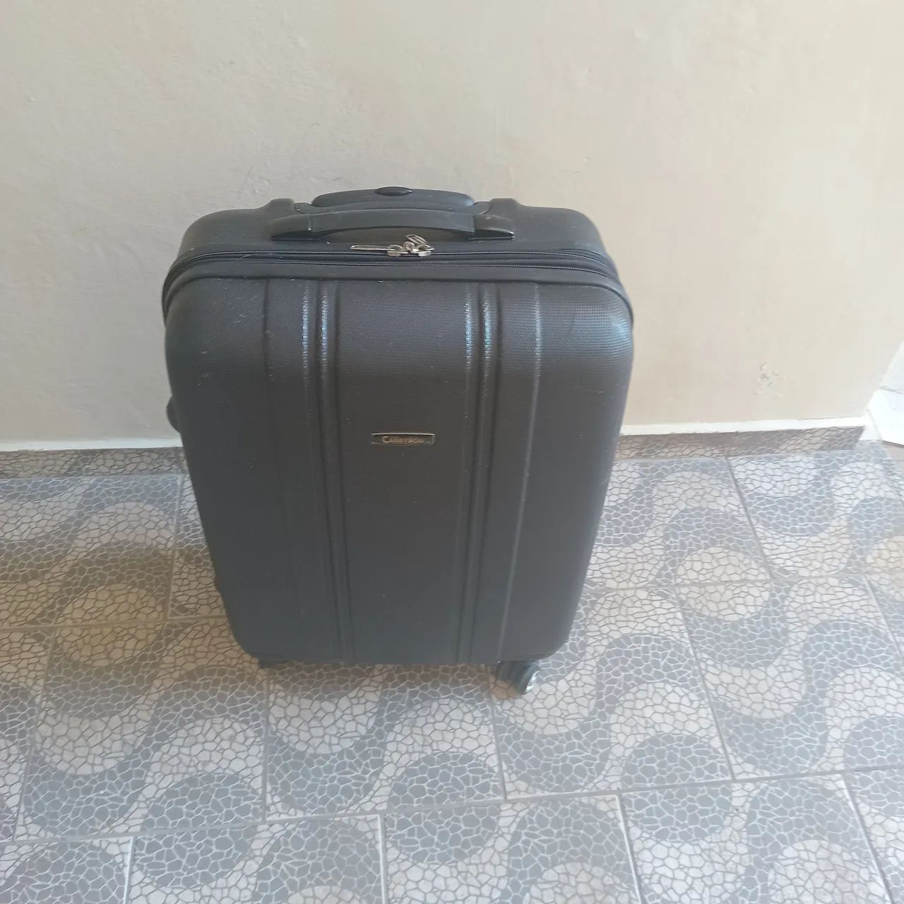 Mala média ABS Miami Carrion! No meu perfil tem outras opções