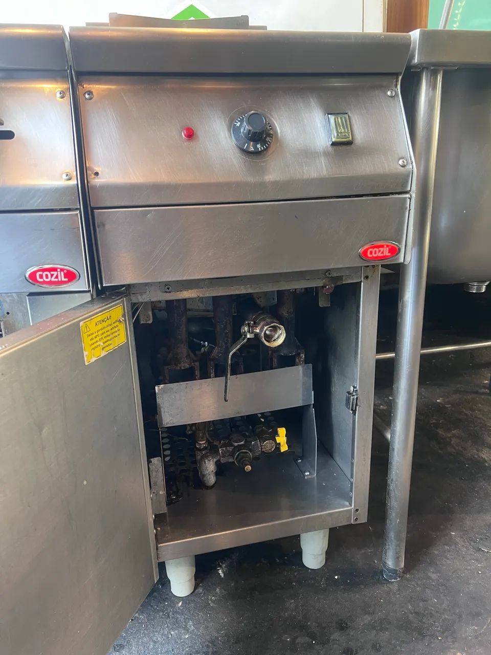 Fritadeira industrial a gás cozil 2 cestos 