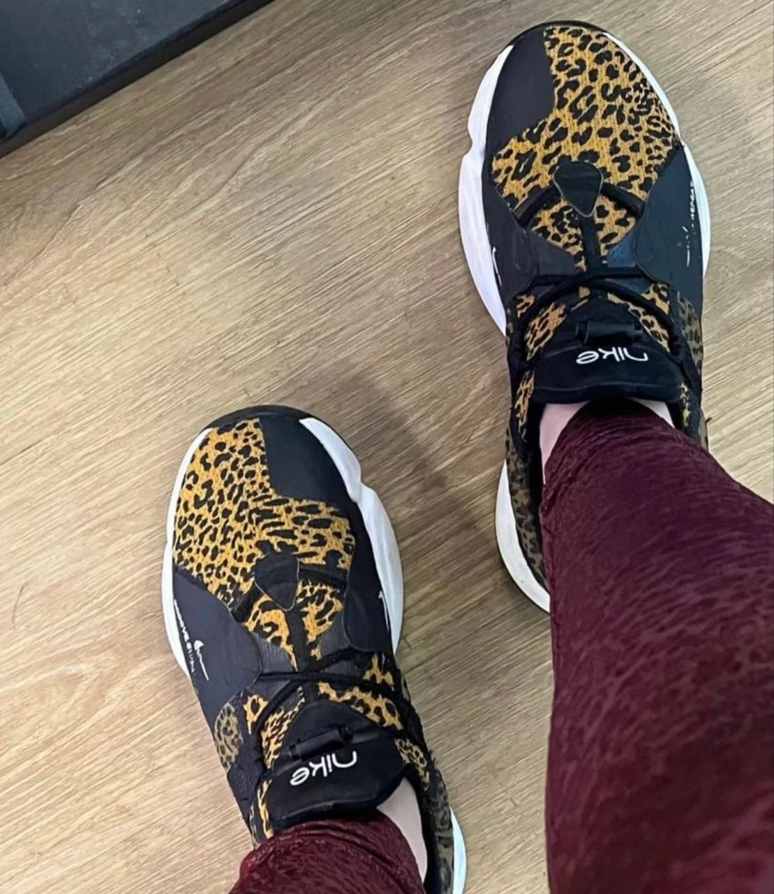 nike training superrep groove trainers in leopard