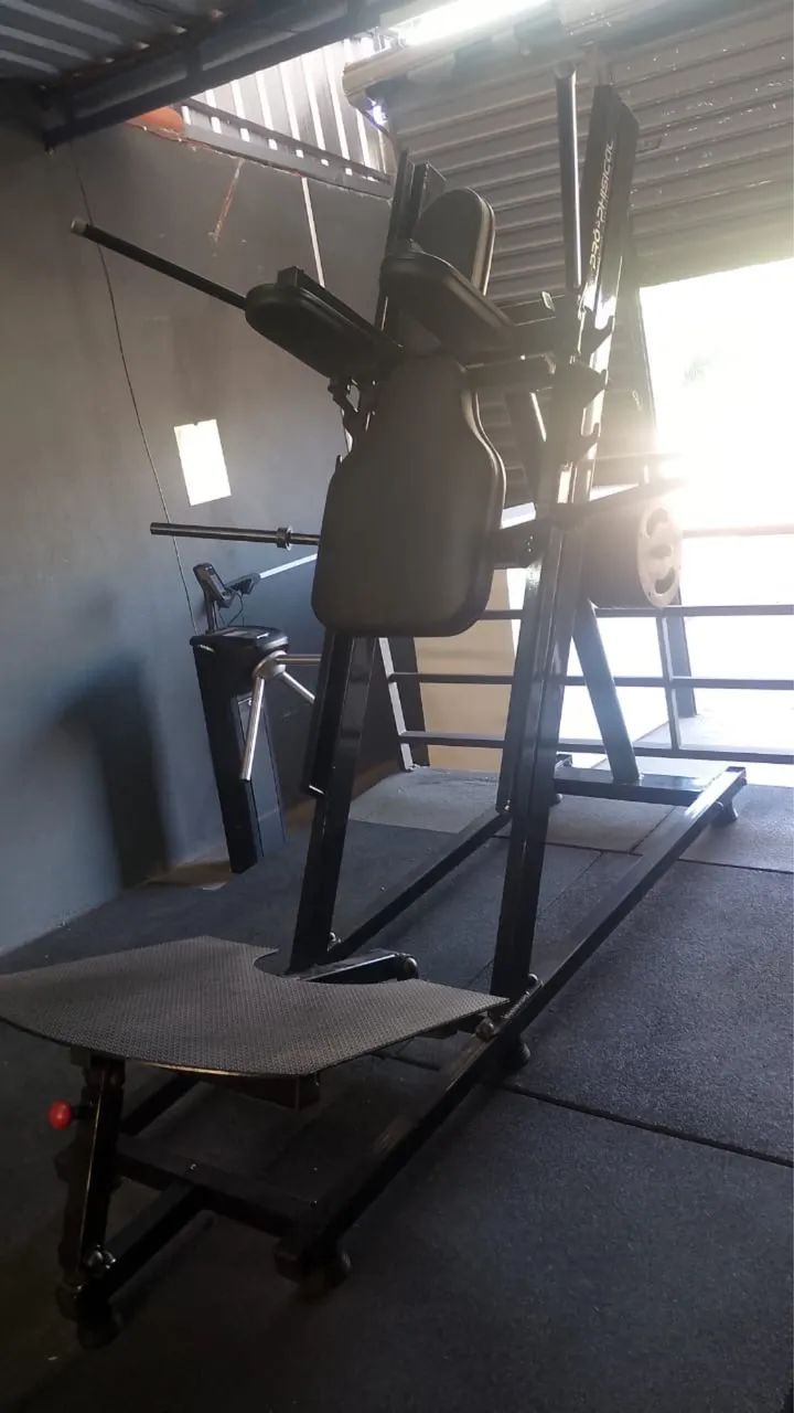 Aparelho de academia 10x690 avista aceito proposta 