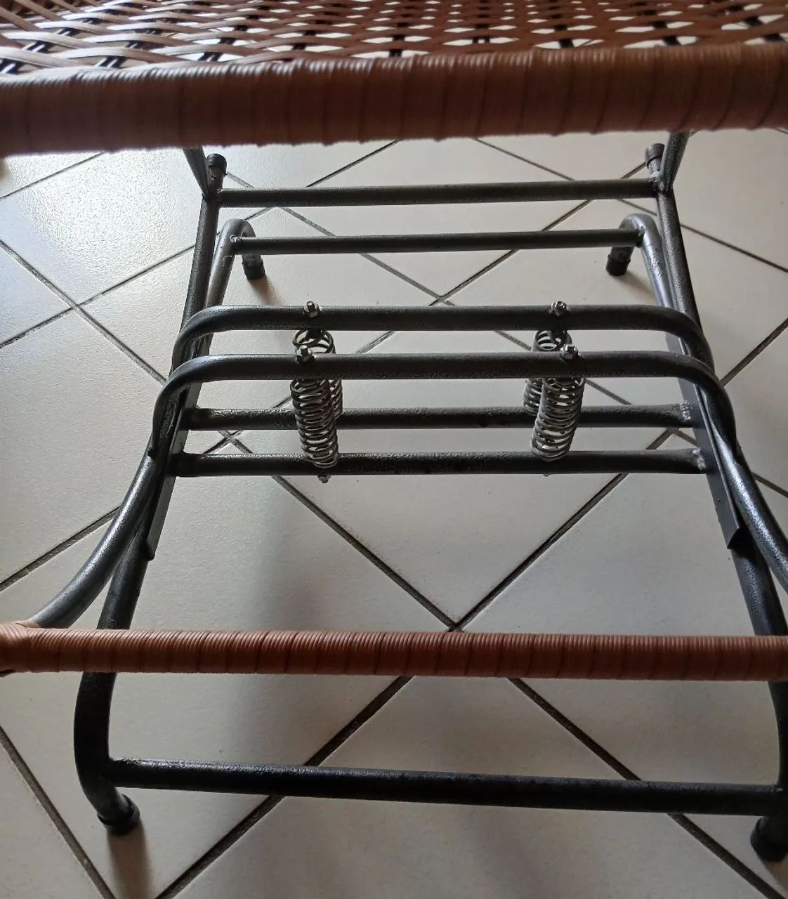 Cadeira de balanço tipo vime  - Foto 4