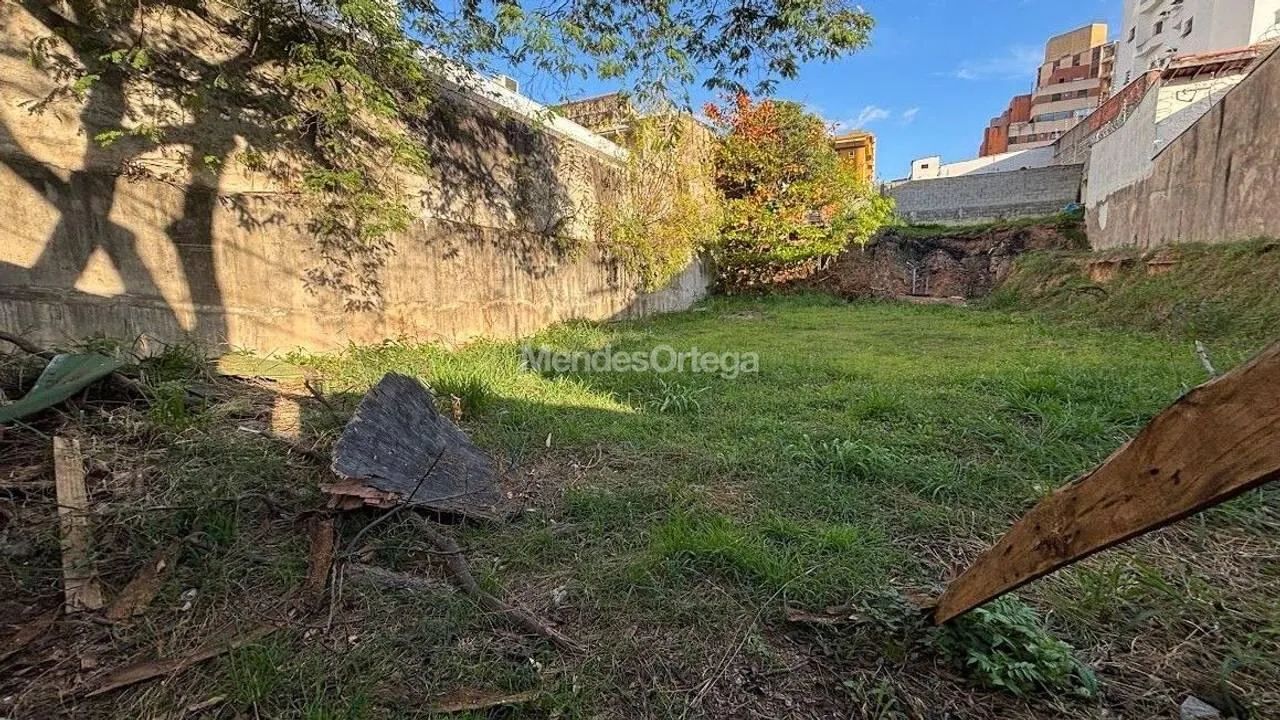 Terreno plano à venda com 510 m² no Centro de Sorocaba SP