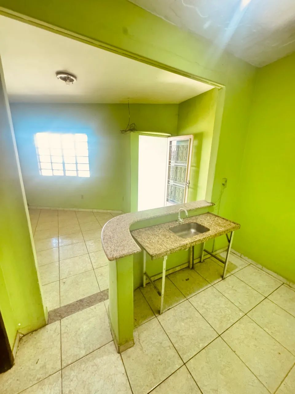 Vendo uma Casa com mais duas kitnets próximo ao clube Náutico  - Foto 3