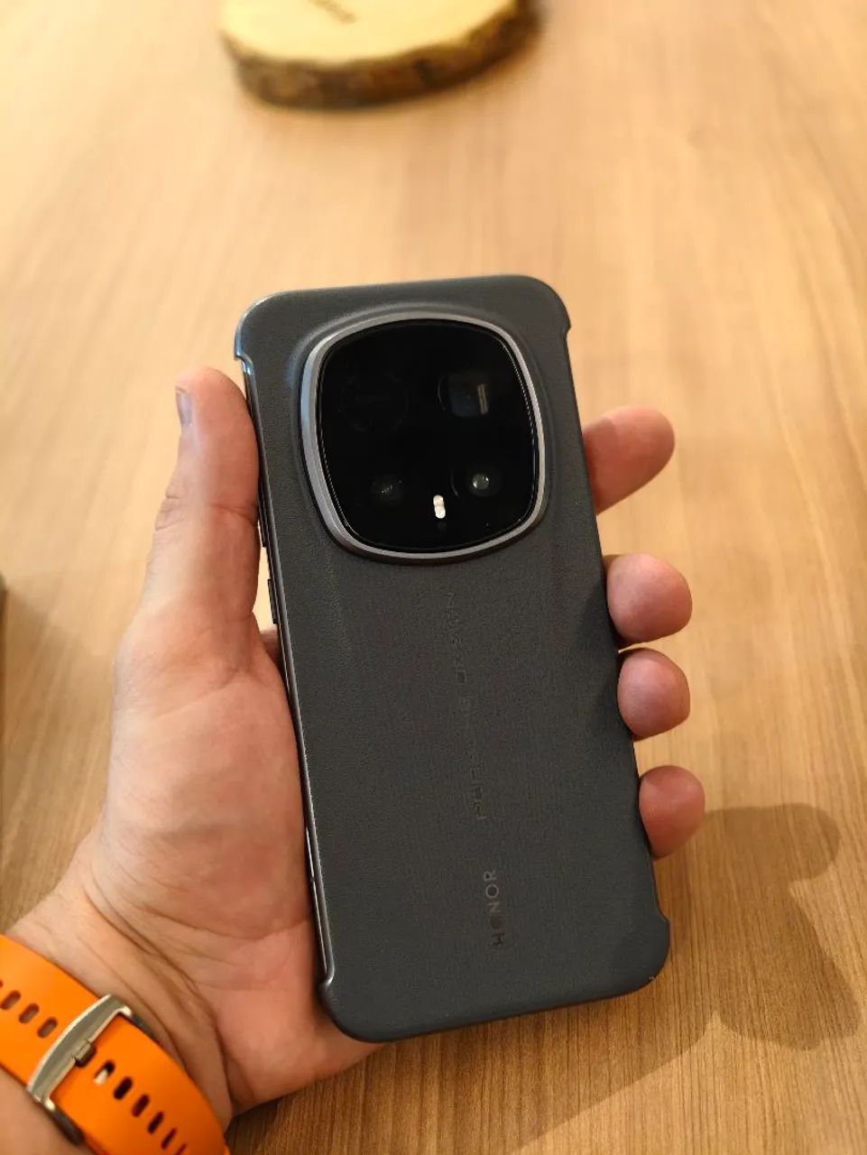 Honor Magic 8 RSR Porsche Design 16/512gb<br>9.4<br>Hardware