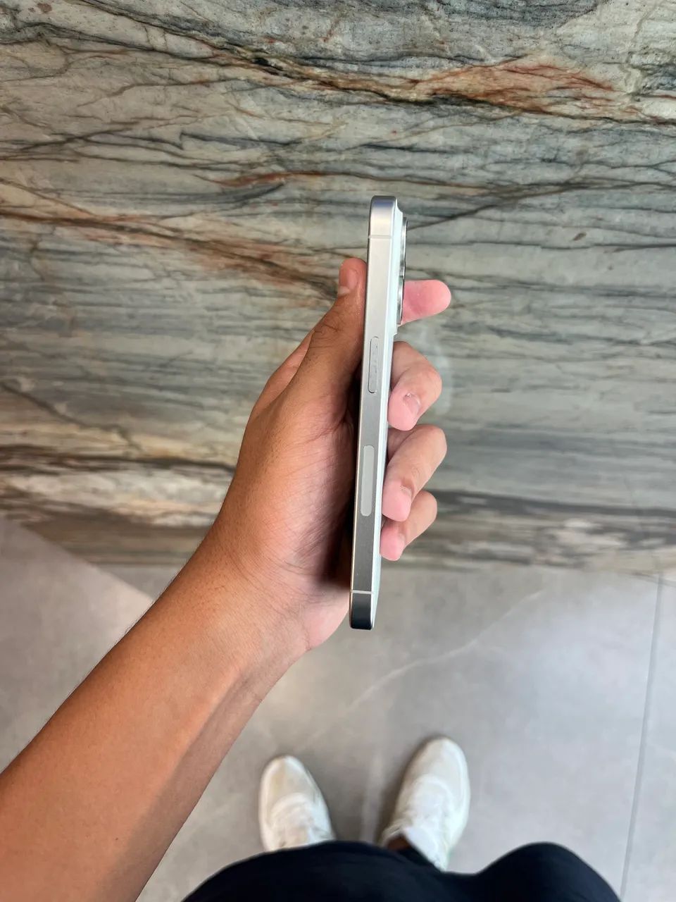 iPhone 15 pro 128 Gb - Foto 2