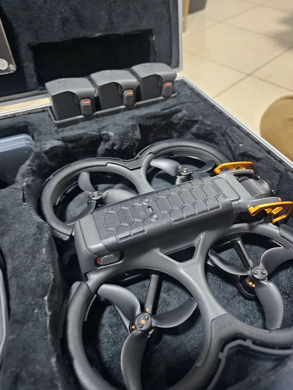 Avata 2 combo com 4 baterias