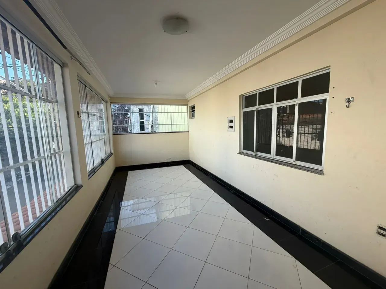 Apartamento 2 Quartos 160m² com Suíte, Varanda e espaço com Churrasqueira Glória