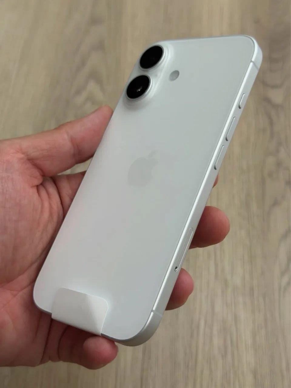 iPhone 17 