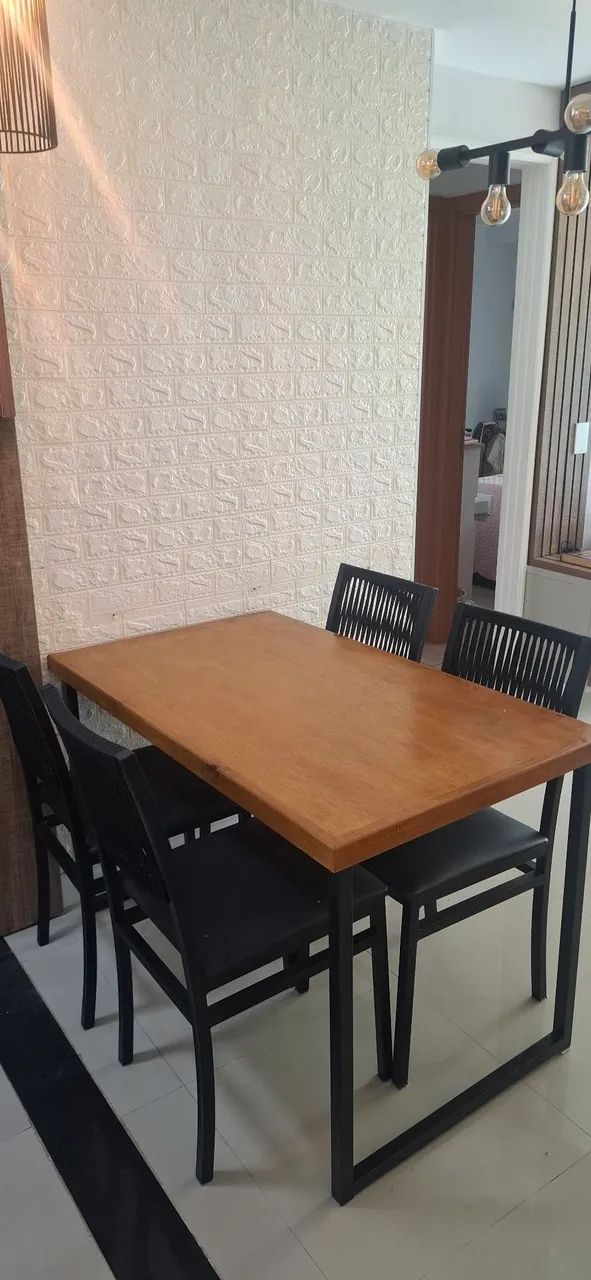 Mesa de ferro com 4 cadeiras  - Foto 2