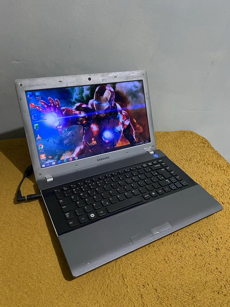 Notebook Samsung Core i3 / 6gb ram / Hd 500gb