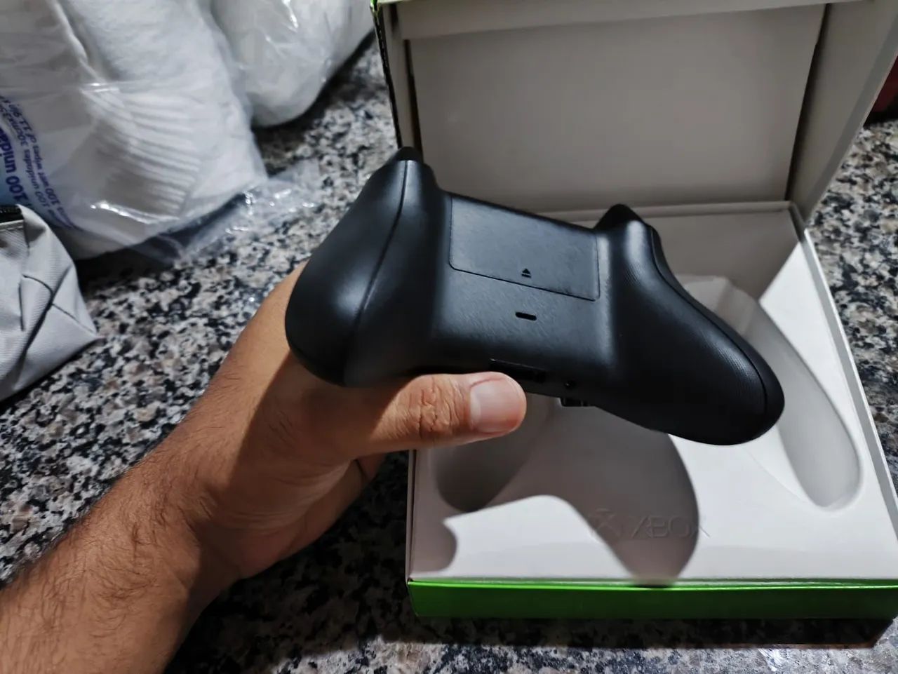 Controle Xbox Series S/X Carbon Black Original Microsoft - 3 Meses de Garantia  - Foto 4