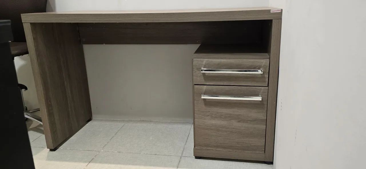 Escrivaninha /mesa de escritório