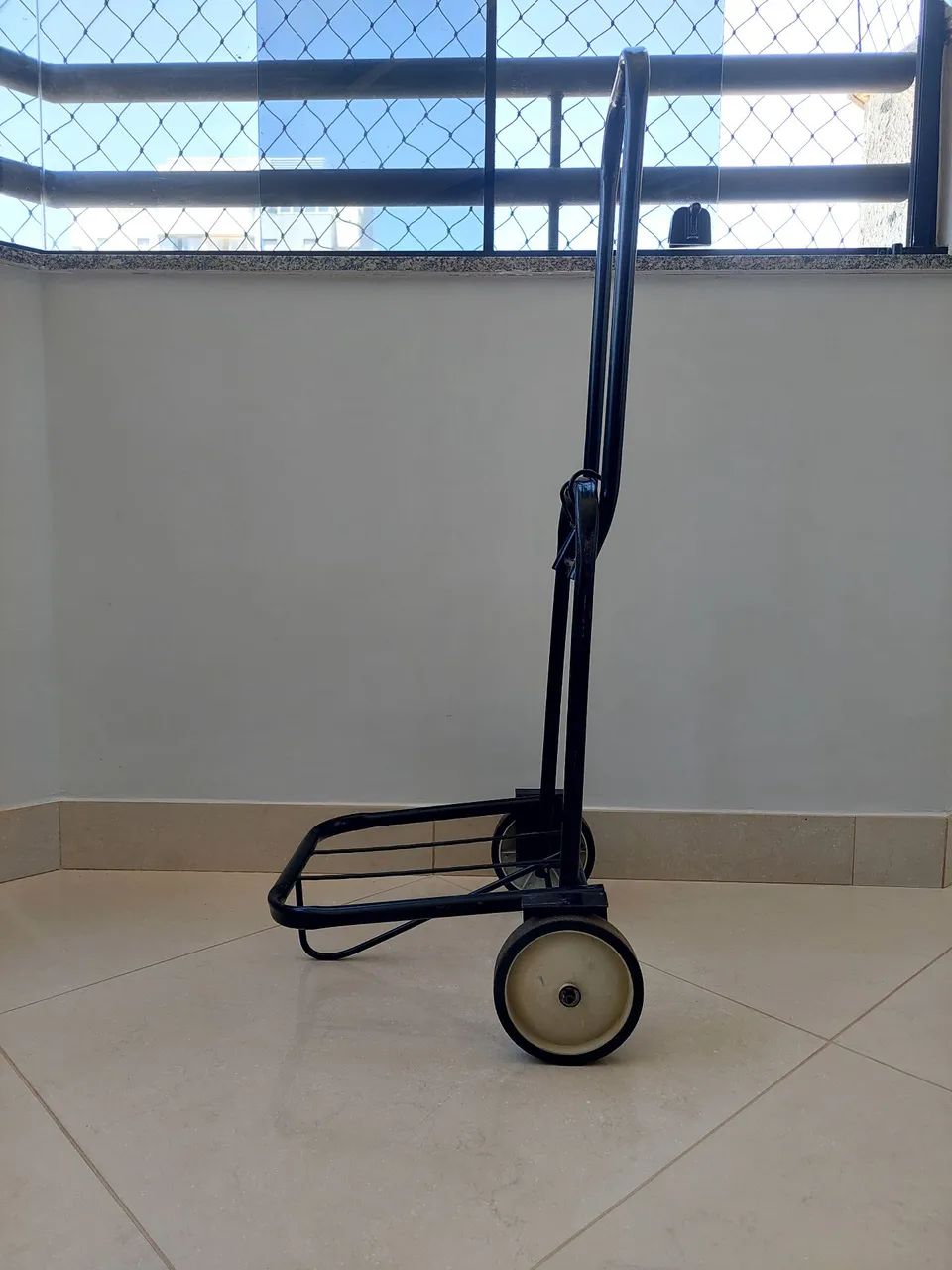 Carrinho dobravel para malas e carga - Foto 2
