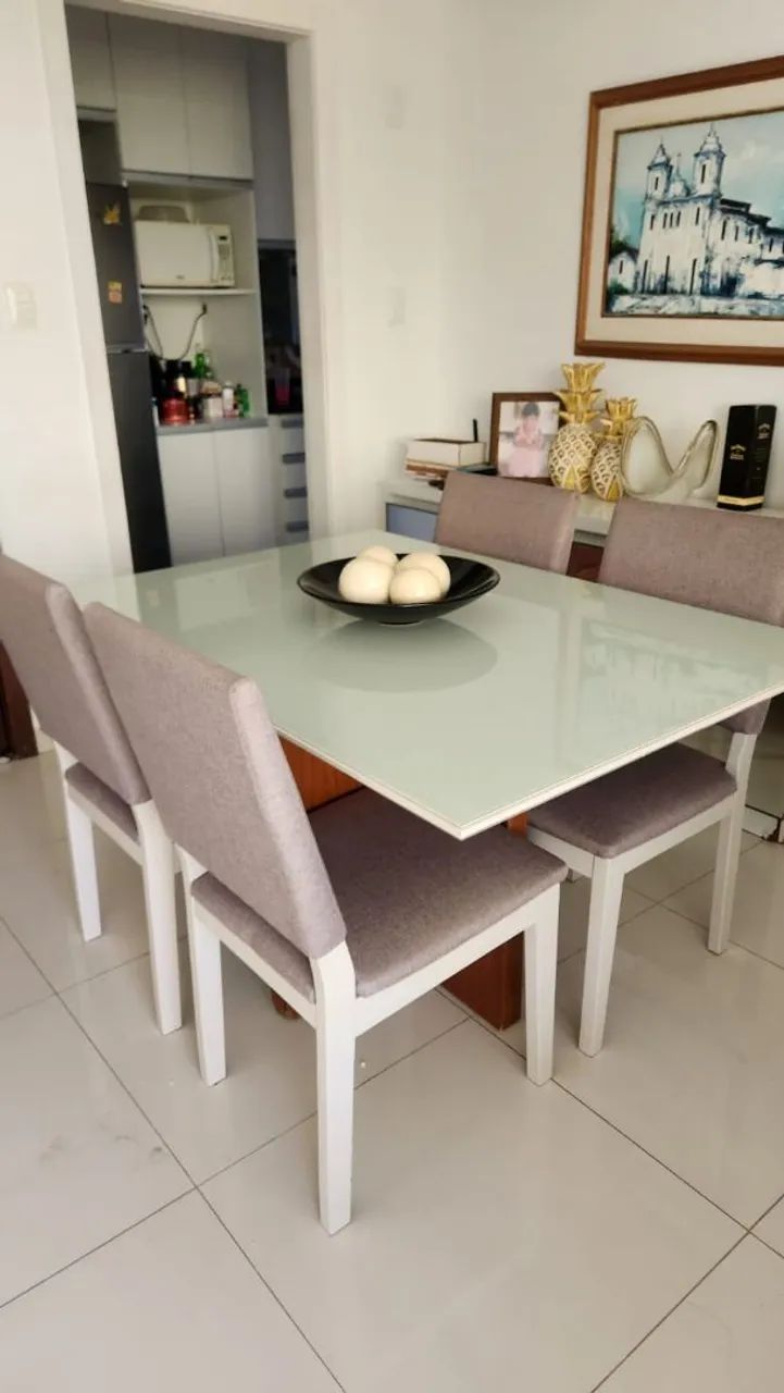 Mesa e armário  - Foto 2