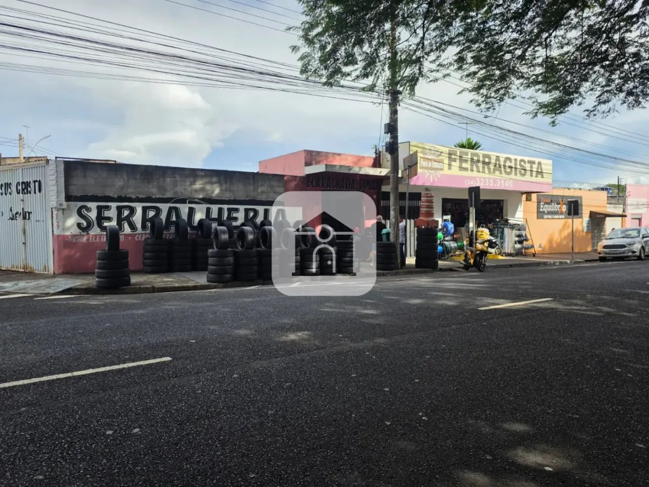 Imóvel comercial e residencial à venda no bairro Luizote de Freitas. - Foto 3