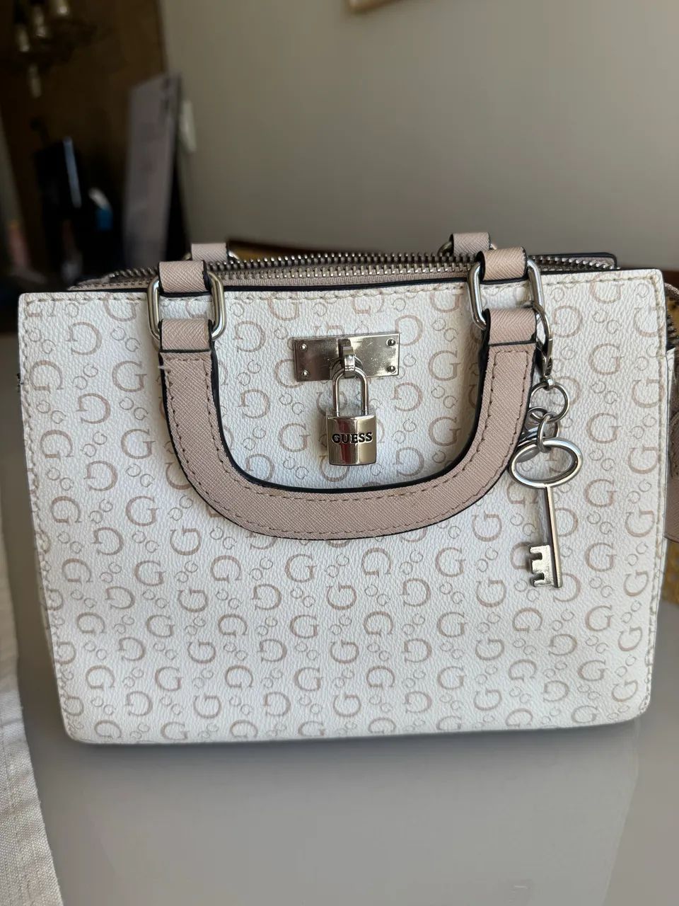 Vendo bolsa guess original  - Foto 4