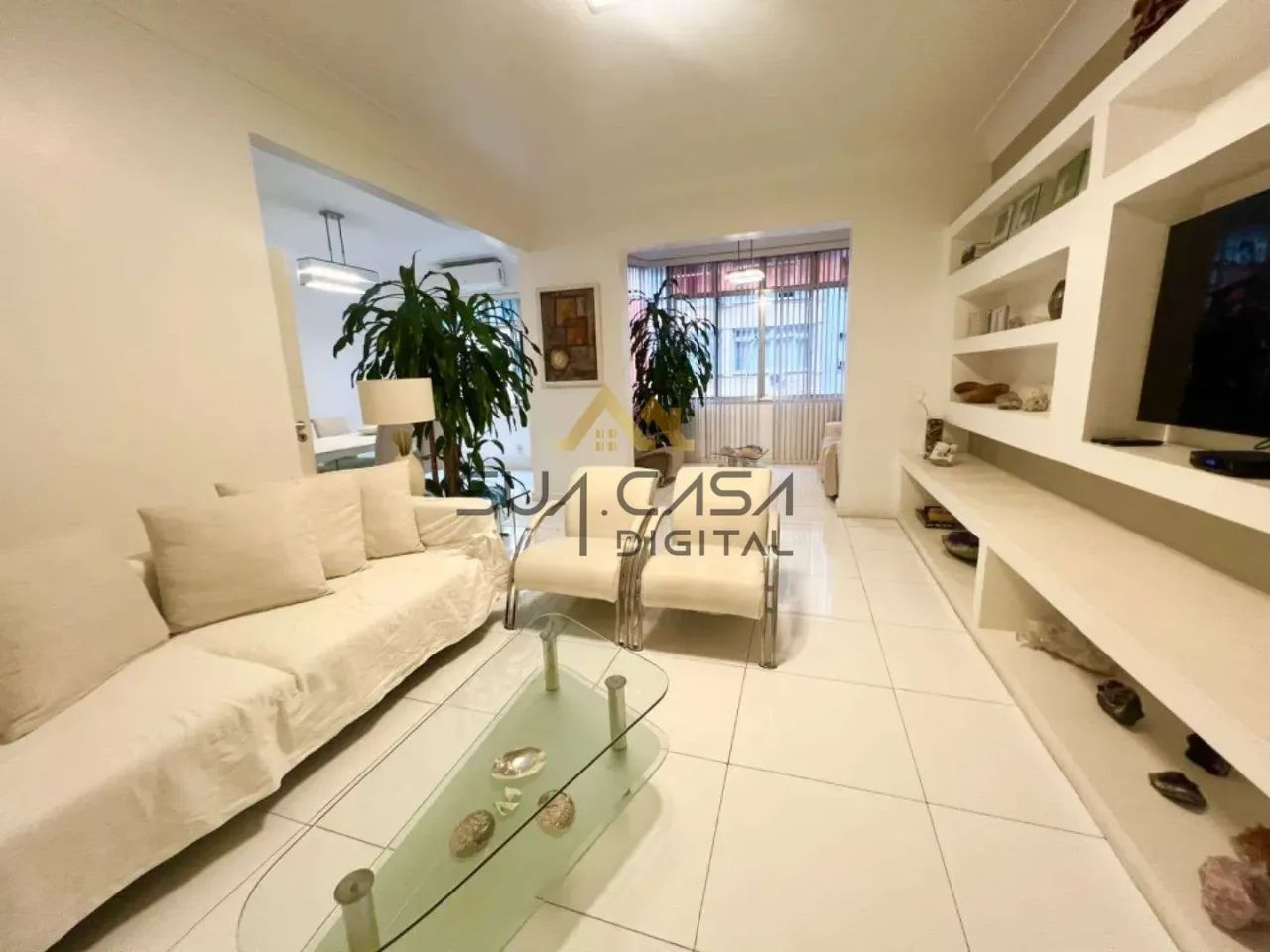 Copacabana | Apartamento 3 quartos, sendo 1 suite REF: IPAP4261