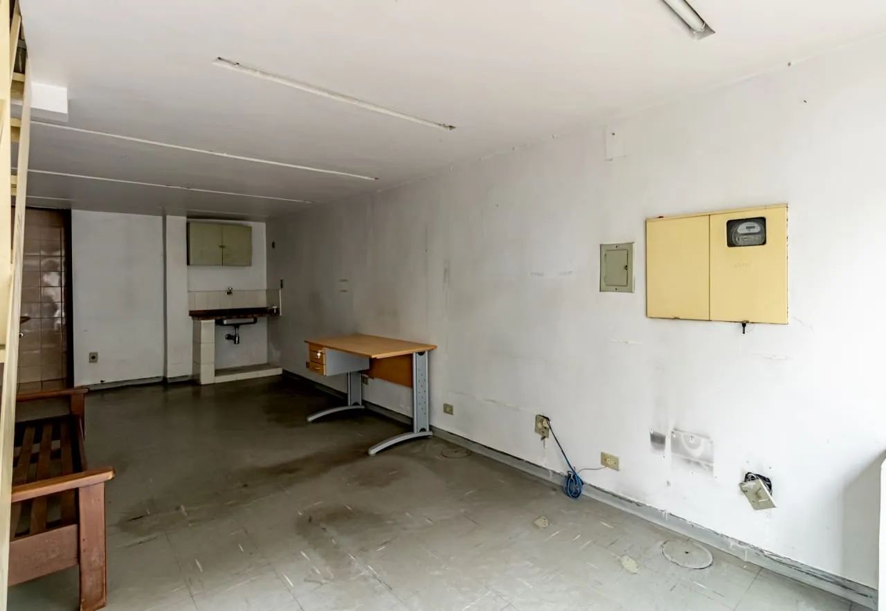 Loja na Rua Júlio Conceição, 530  28 m² - Foto 5