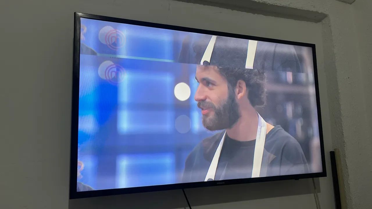Tv Smart 43 (retirada de peças)  - Foto 2