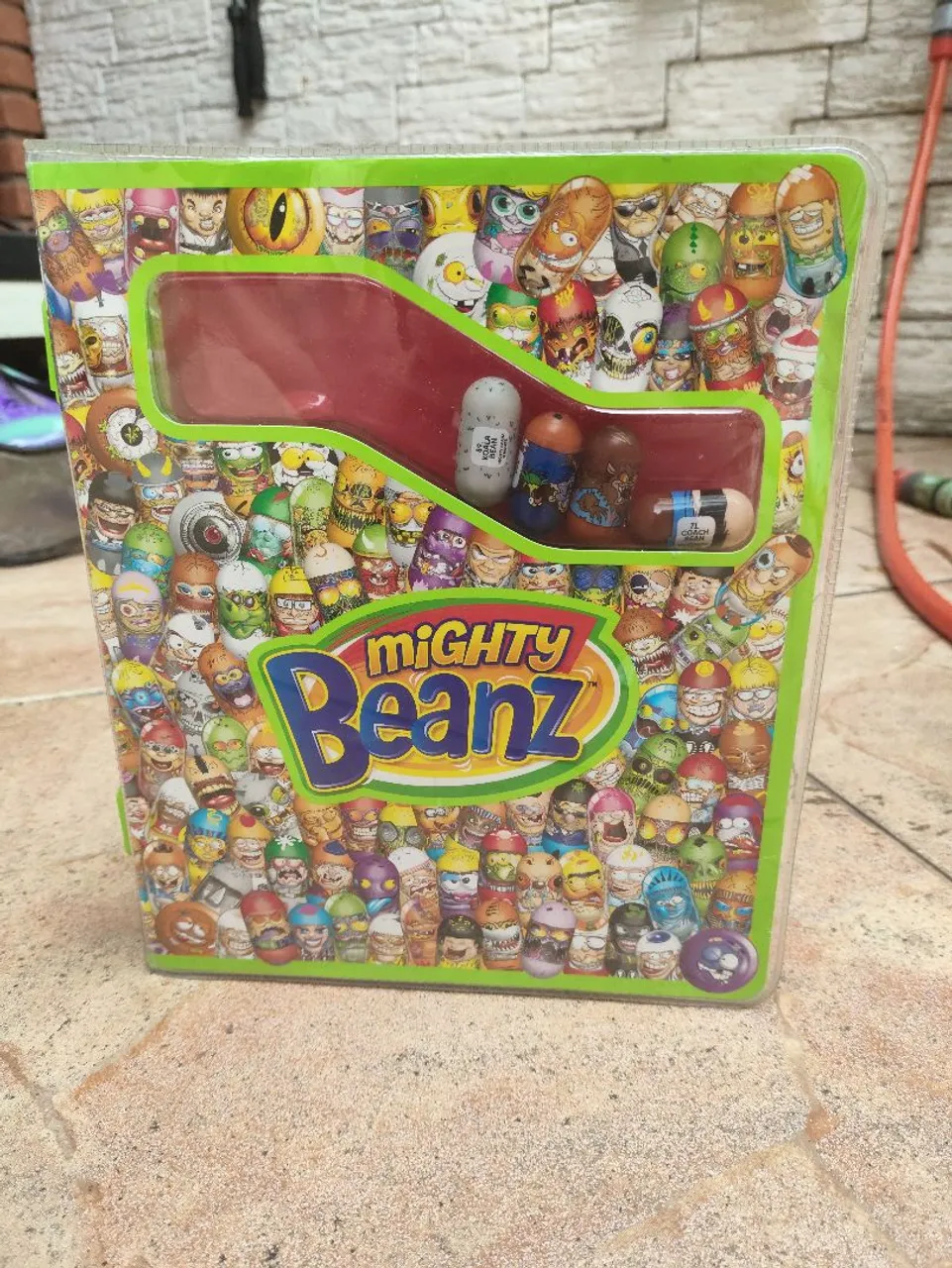 Mighty Beanz - Estojo Verde + Coleção com Vários Beanz Originais
