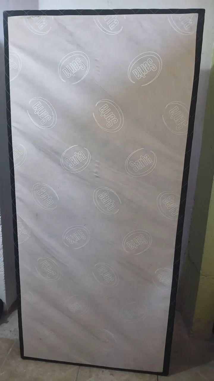 Base box de solteiro 