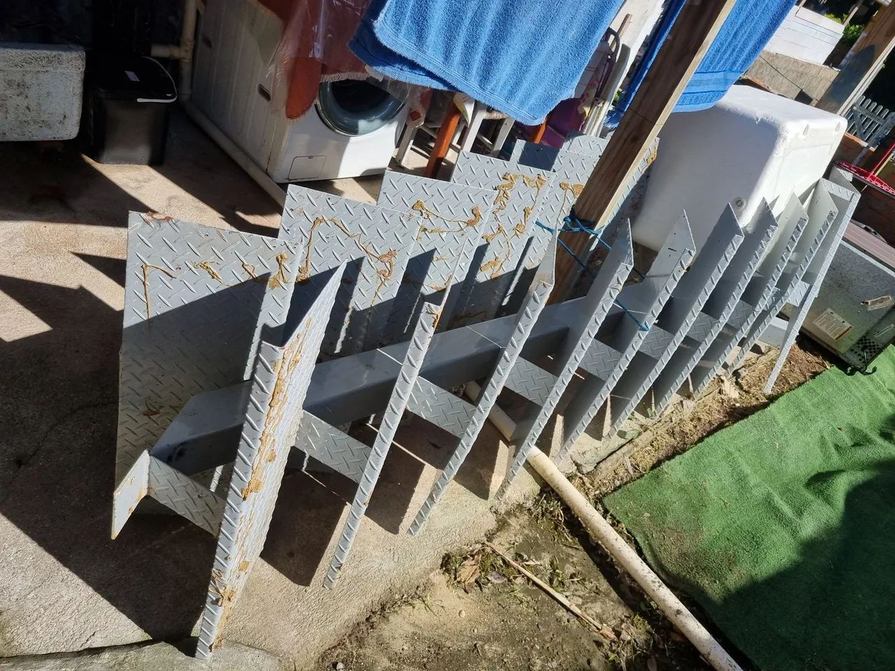 ESCADA DE FERRO - Foto 2