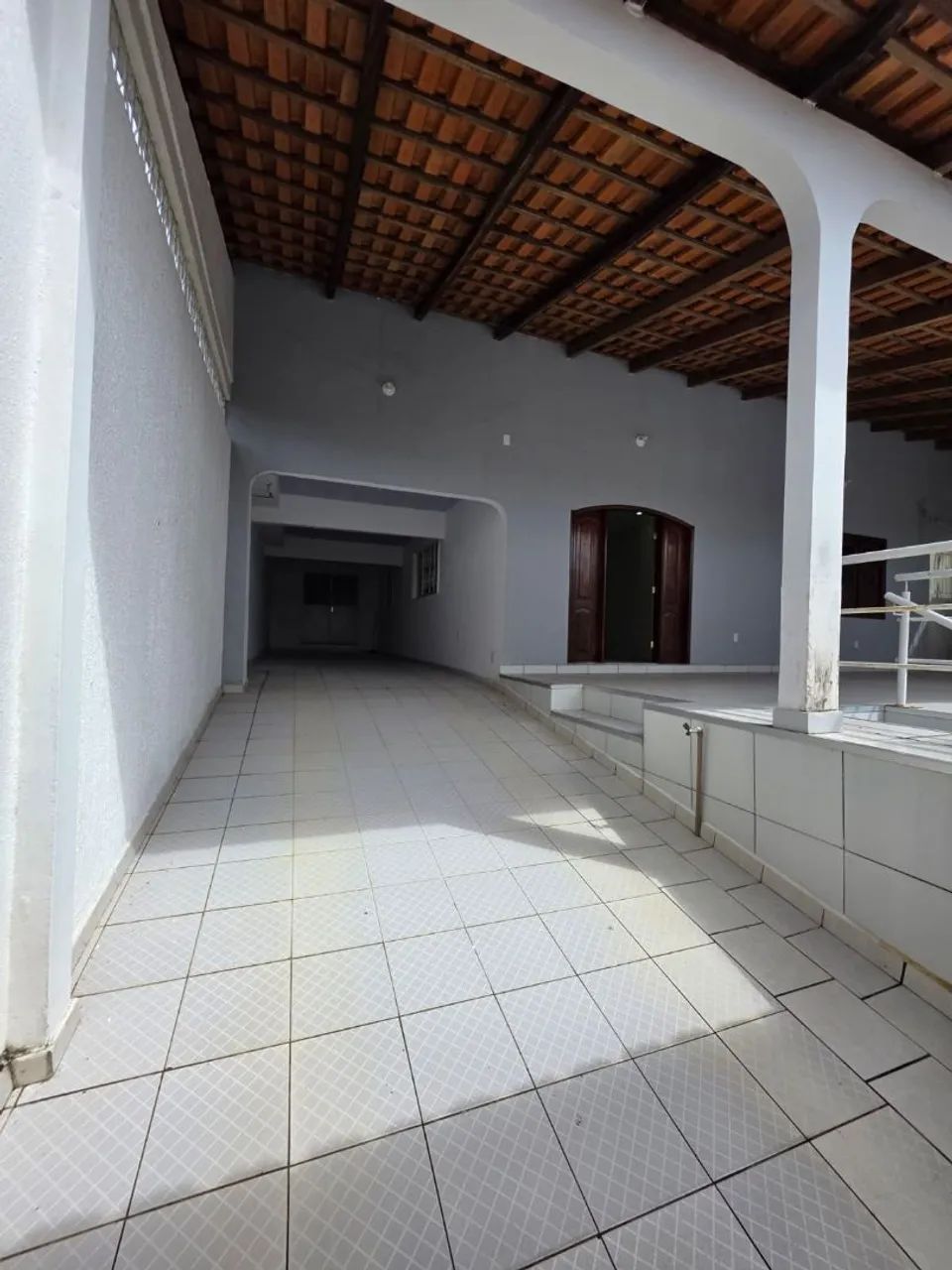 CASA A VENDA NO HILÉIA COM 05 QUARTOS - Foto 2