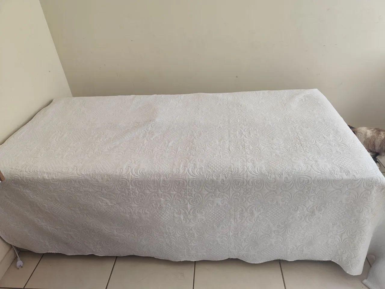 Cama box solteiro, com  colchão de molas e cama auxiliar  - Foto 4