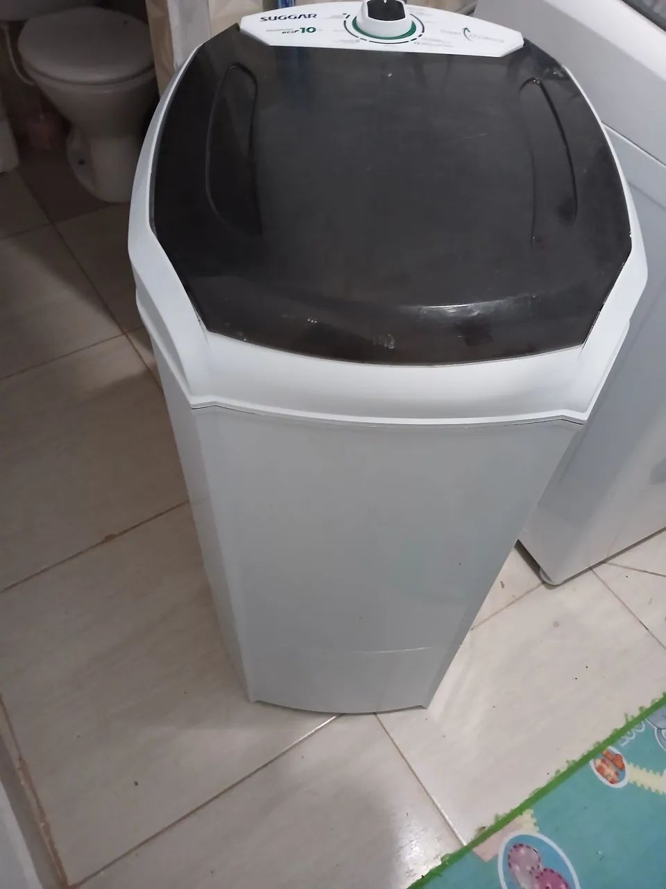 Tanquinho lava roupas 