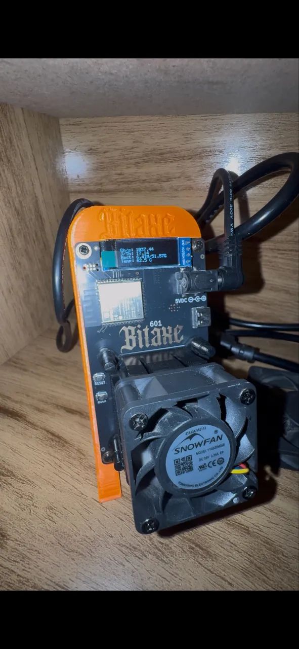 Bitaxe Gamma 601 (1,2TH/s - 18W) - Foto 2