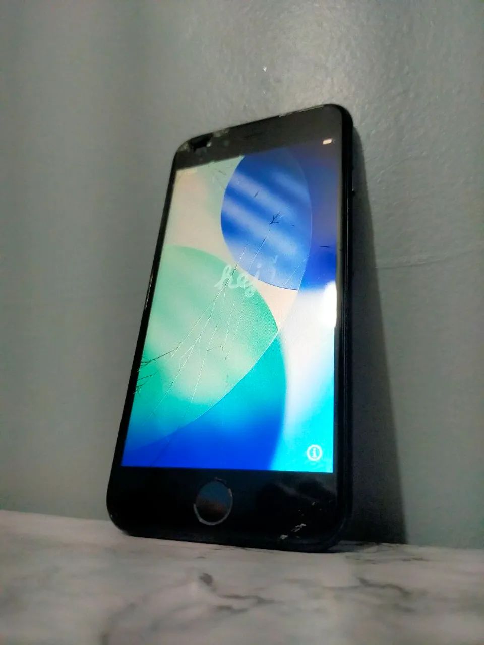 iPhone SE 2 para retirada de peças - Foto 2