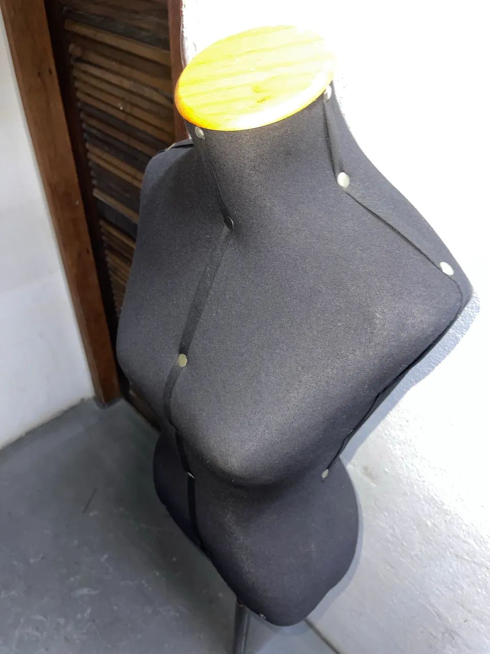 Manequim feminino em tecido - Foto 3