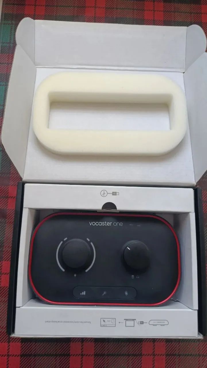 Interface de áudio Vocaster One Focusrite - Foto 2