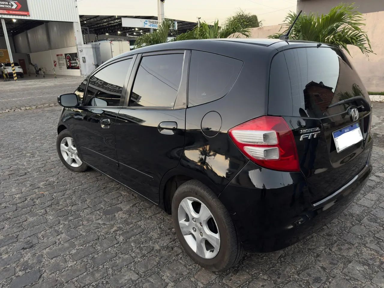 Honda Fit Fit LX 1.4/ 1.4 Flex 8V/16V 5p Aut. 2009
