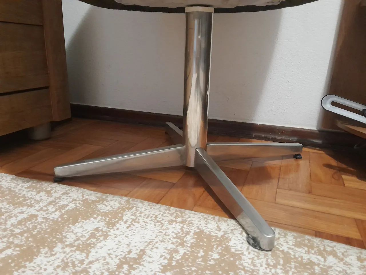 Poltrona giratória  - Foto 2