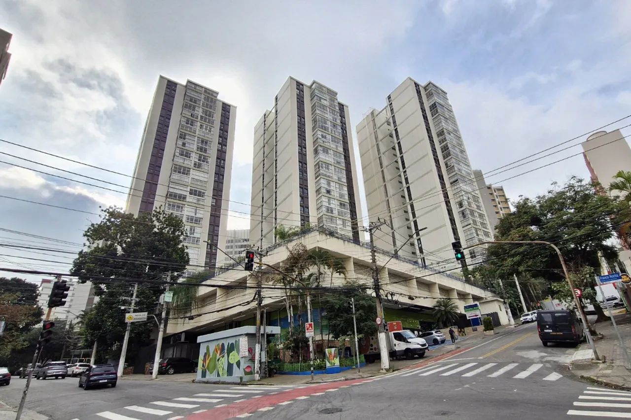 Apartamento para venda em Perdizes com 3 quartos, sendo 1 suíte, 123m² - Foto 2
