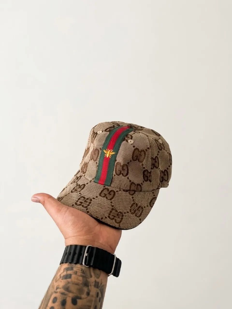 Boné Gucci marrom faixa meio Premium  - Foto 2