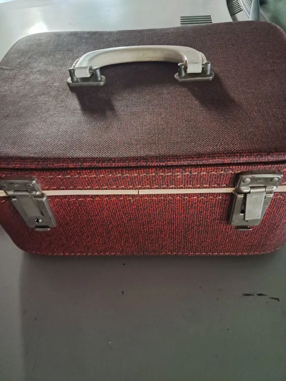 Pequena mala retro