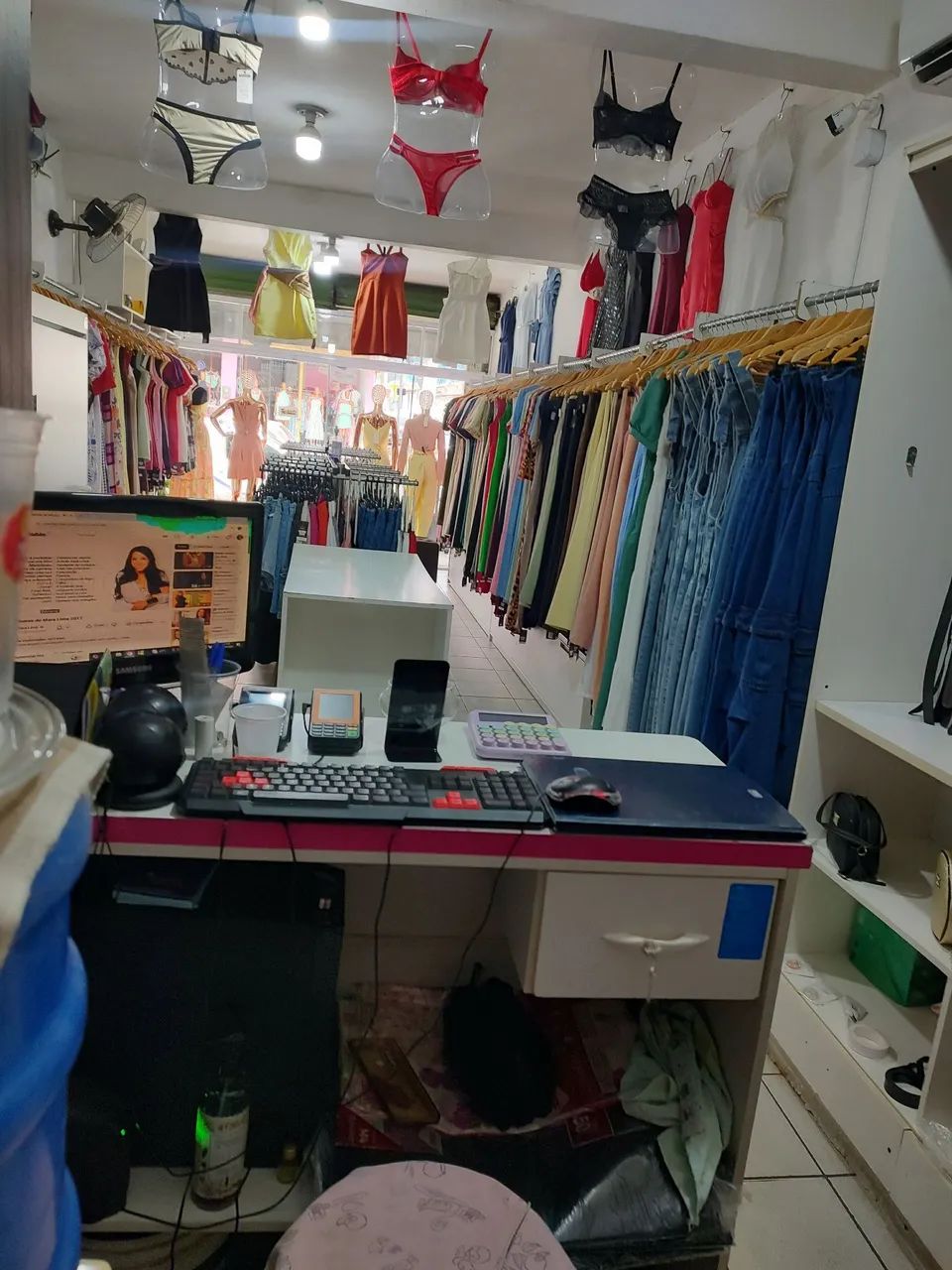Loja de Roupas à Venda com Estoque e Clientela!     - Foto 3