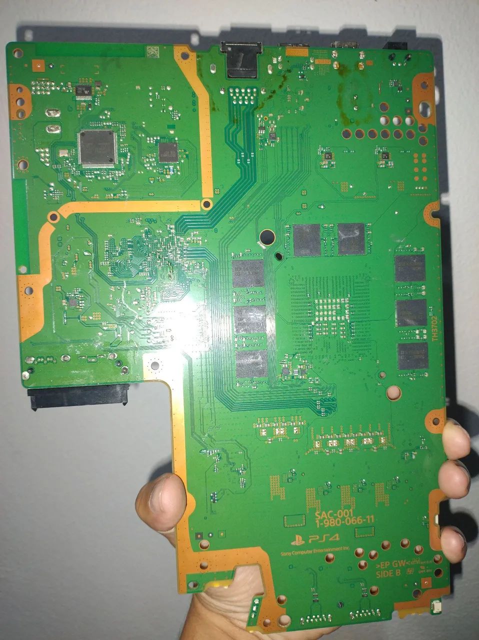 Placa mãe ps4 FAT com defeito  - Foto 2