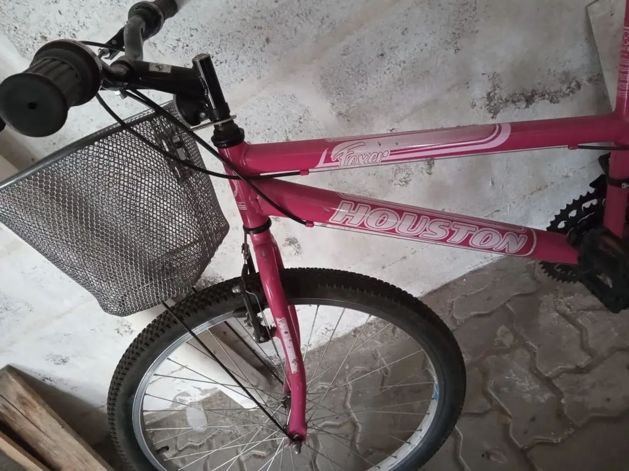 Vendo bicicleta aro 28 - Foto 2
